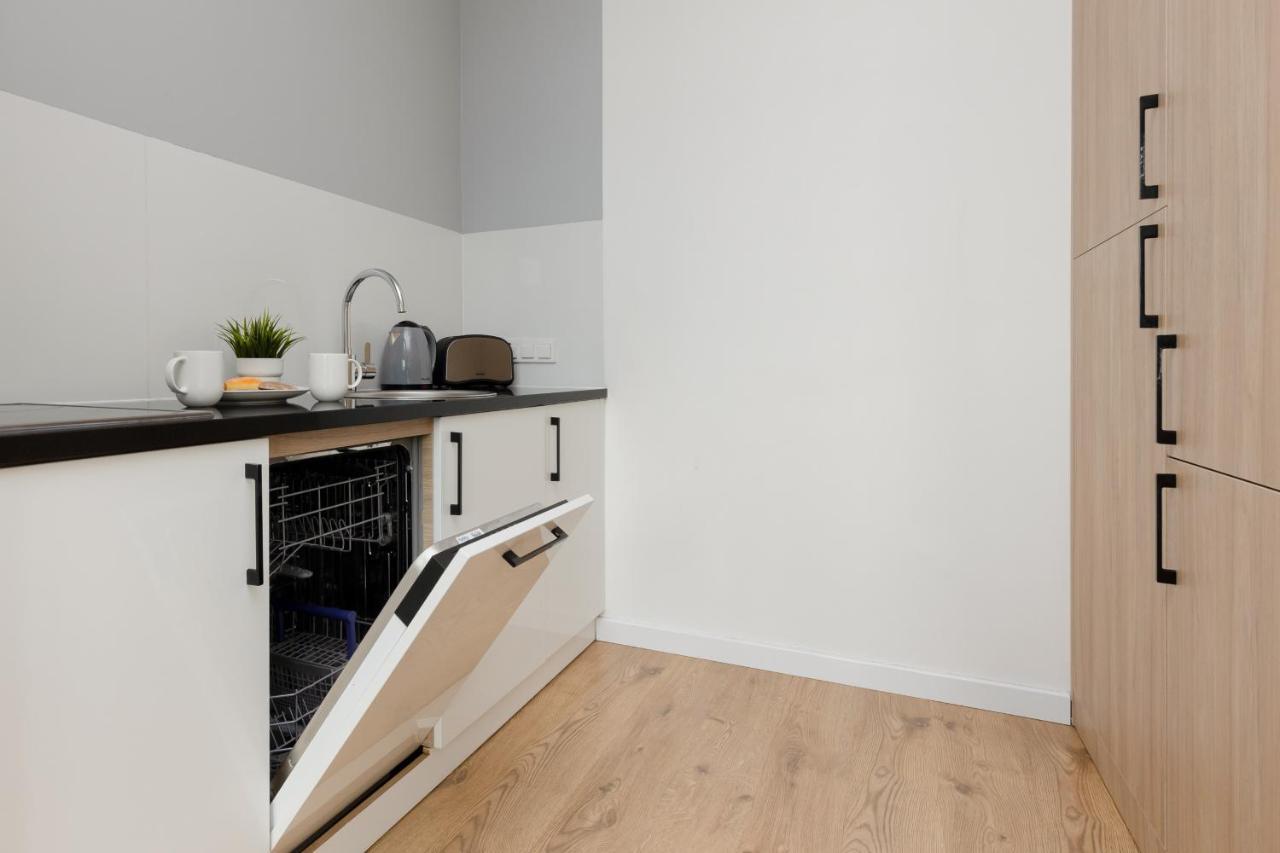 Wola Pet-Friendly Apartments With Ac Slawinska By Noclegi Renters Βαρσοβία Εξωτερικό φωτογραφία