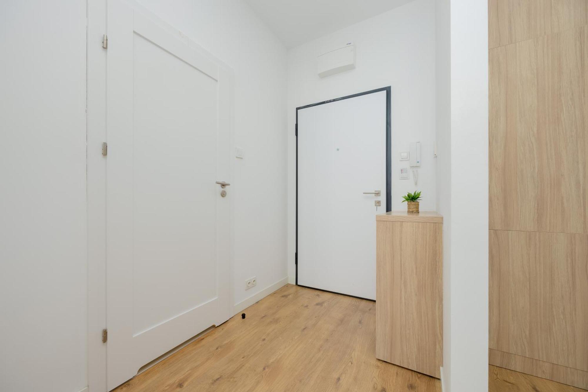 Wola Pet-Friendly Apartments With Ac Slawinska By Noclegi Renters Βαρσοβία Εξωτερικό φωτογραφία